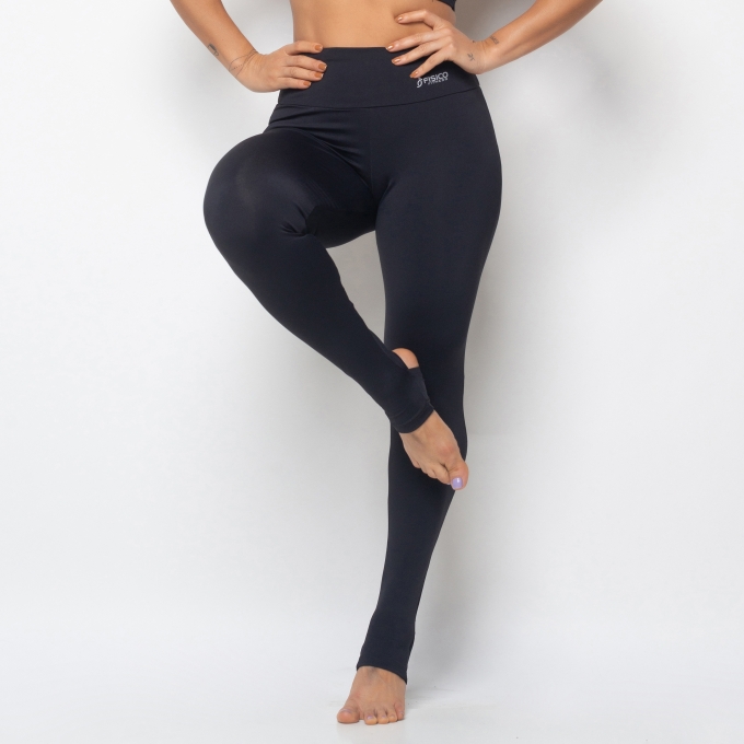 Calça legging que prende top no pé