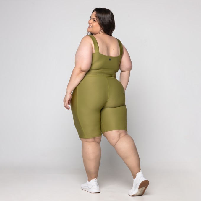 Macaquinho Georgia Plus Size