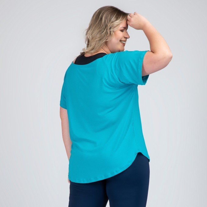 Blusa Plus Size Fitness Long Line Com Silk  Afrodite Be Strong