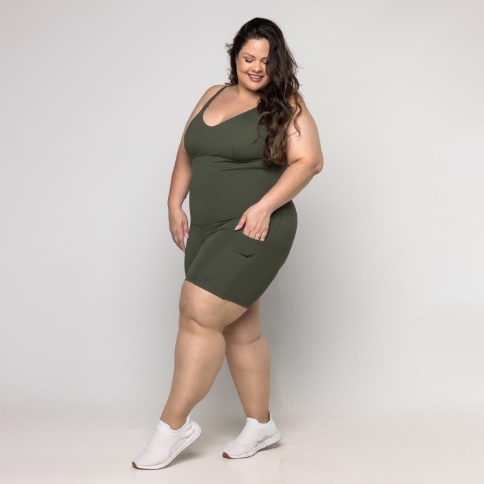 Macaquinho Letícia Plus Size