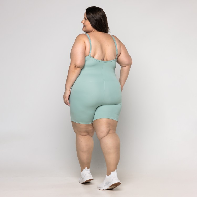 Macaquinho Letícia Plus Size