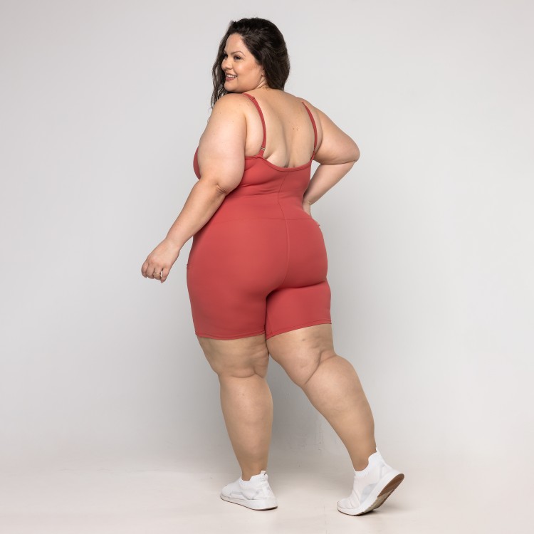 Macaquinho Letícia Plus Size