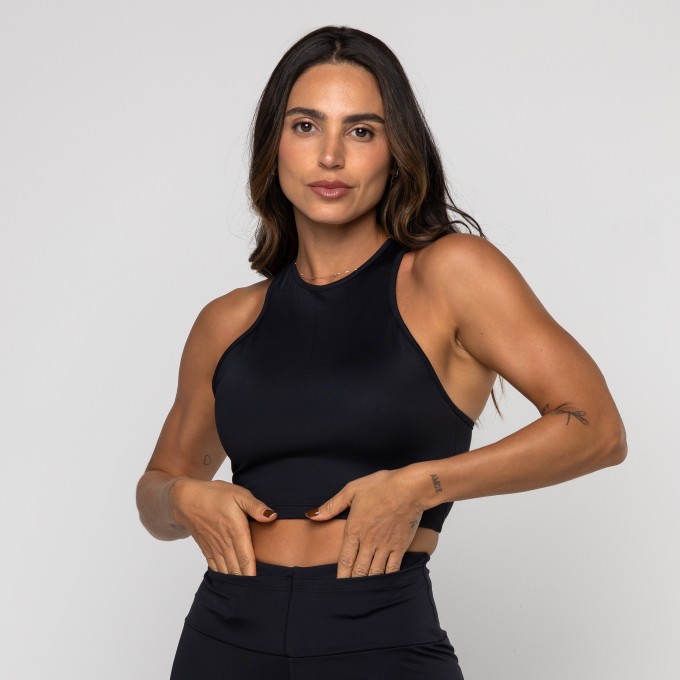 Cropped Sandra