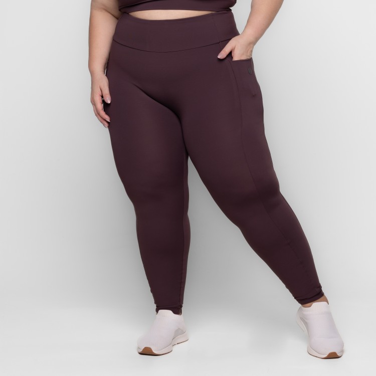 CALÇA LEGGING FITNESS PLUS SIZE LARAH COM BOLSOS KEEP MOVE