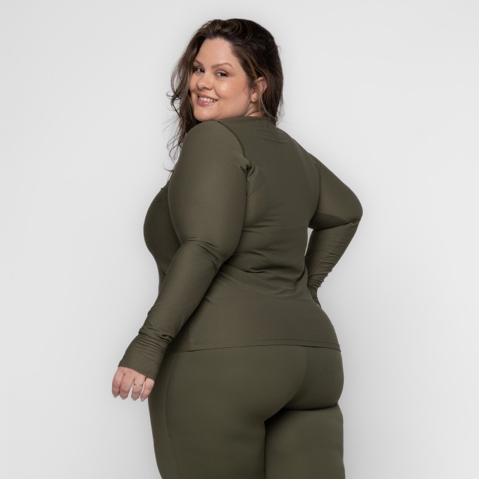 Blusa Fitness Plus Size Samanta Manga Longa com Dedinho