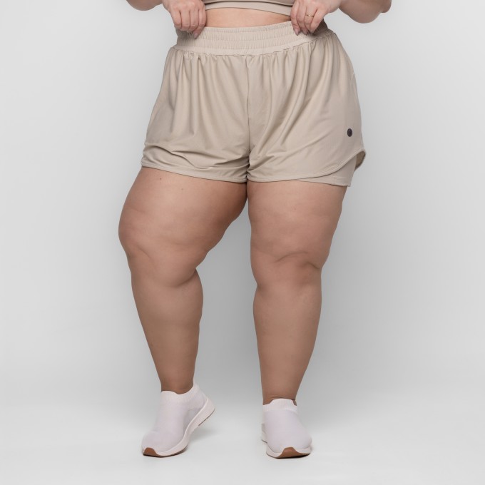 Short Fitness Plus Size Samanta Com Sobreposição e Bolsos Keep Move