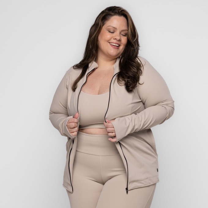 Casaco Fitness Plus Size Gola Alta com Zíper e Bolsos Letícia