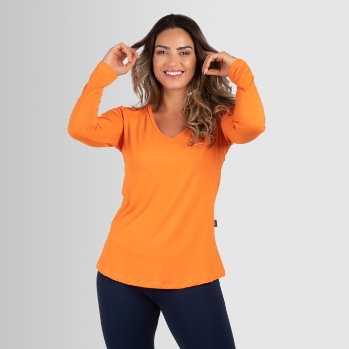 Blusa Tapa Bumbum Manga Longa e Gola V