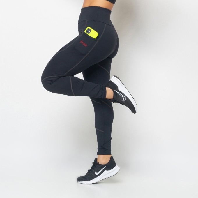 Calça com Recortes Alexia