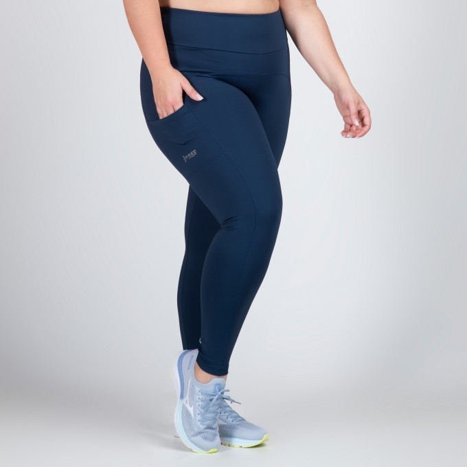 Calça Legging Com Bolsos Malu Plus Size