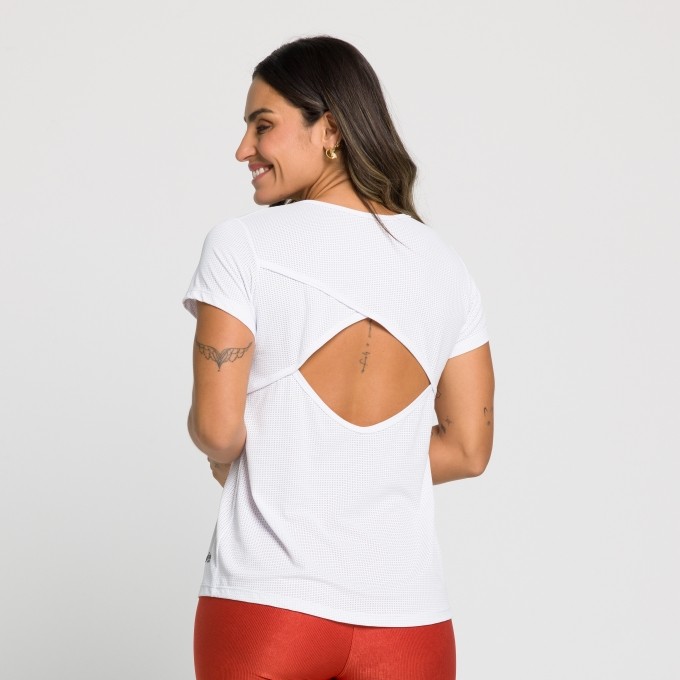 Blusa Tela Dry Fit Abertura Costas Ingrid