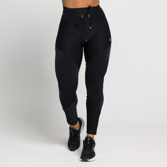 Calça Legging Com Recortes e Cadarço Aurora