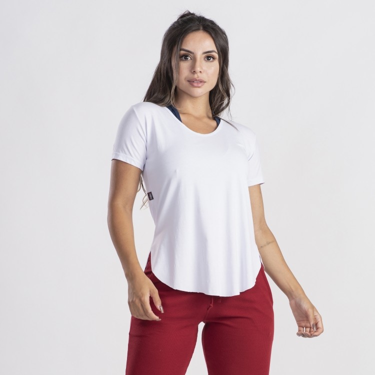 Blusa Long Line Com Silk Nas Costas Karina