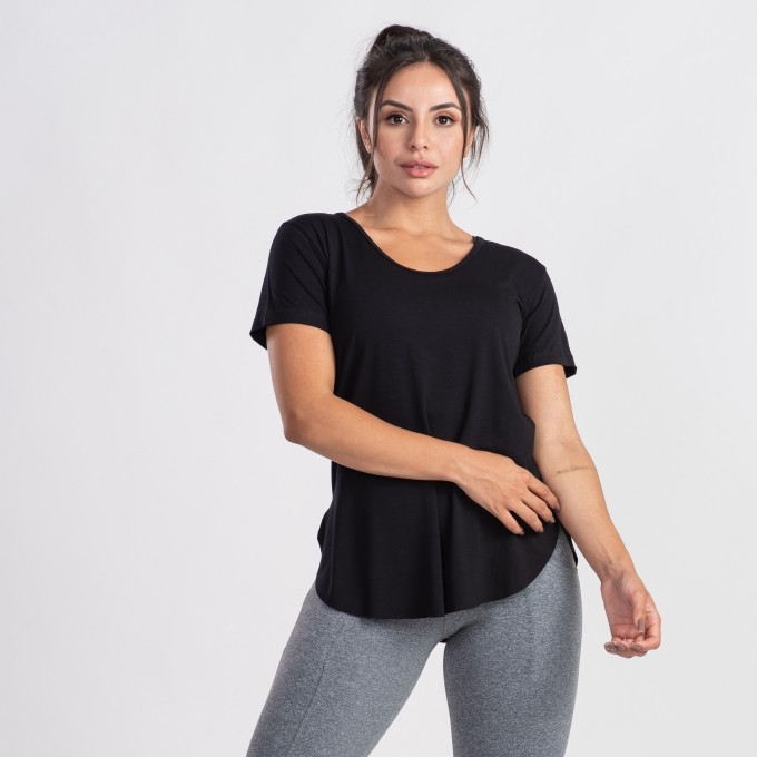 Blusa  Long Line Com Silk Nas Costas Karina