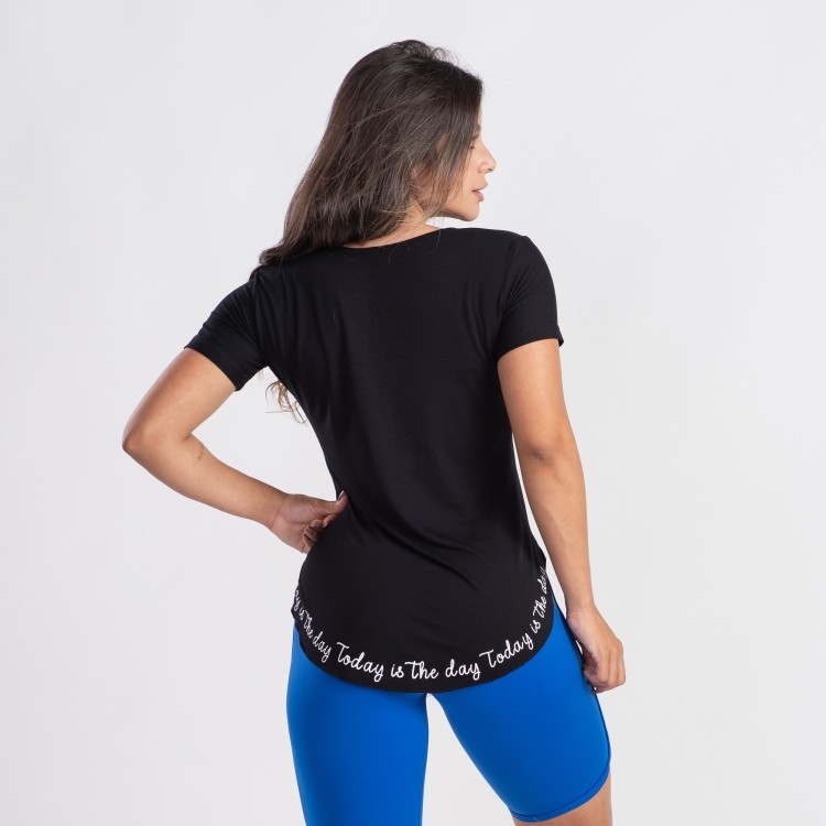 Blusa  Long Line Com Silk Nas Costas Karina