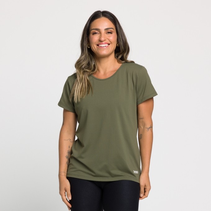 Blusa T-shirt Tela Dry Fit Básica Verônica