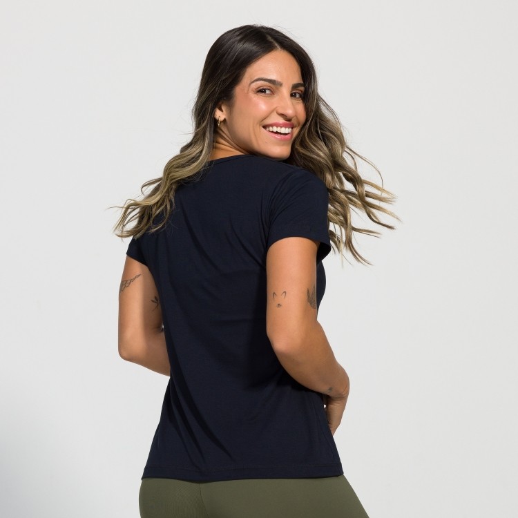 Blusa Luana de gola em V