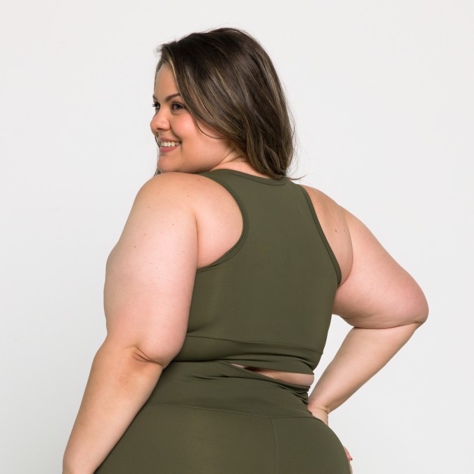 Top Plus Size Fitness Básico Com Bojo Removível Nadador