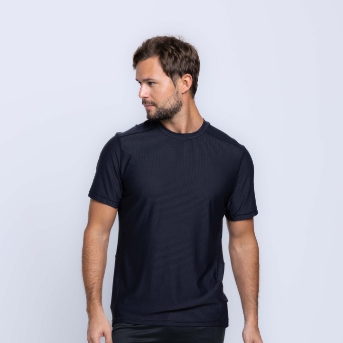 Camisa Masculina Com Recortes Dry Fit