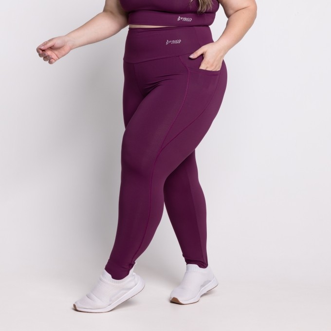 Calça Caroline Plus Size em Poliamida