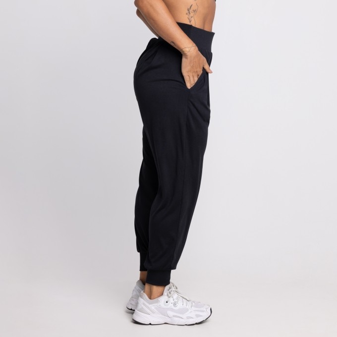 Jogger Kamile em Suede