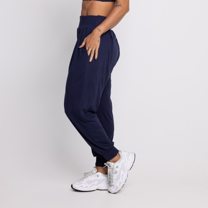 Jogger Kamile em Suede