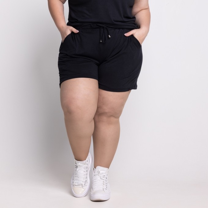 Short Cloe Plus Size em Suede