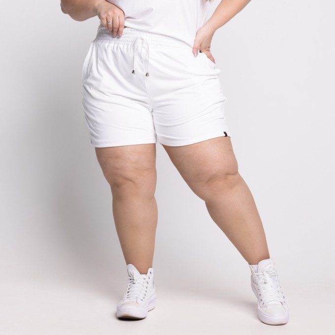 Short Cloe Plus Size em Suede