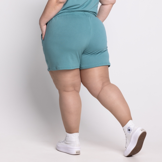 Short Cloe Plus Size em Suede