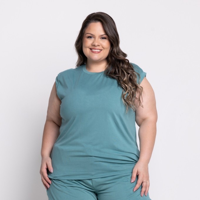 Regata Naomi Plus Size em Suede liso