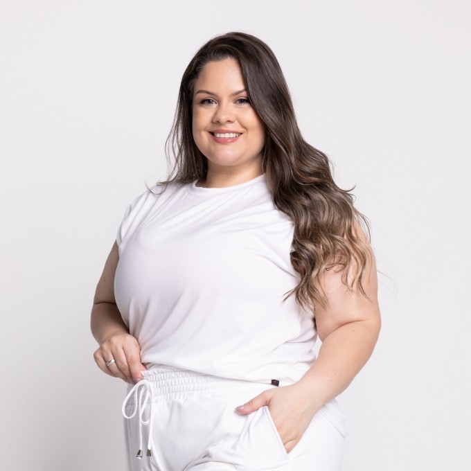 Regata Naomi Plus Size em Suede liso