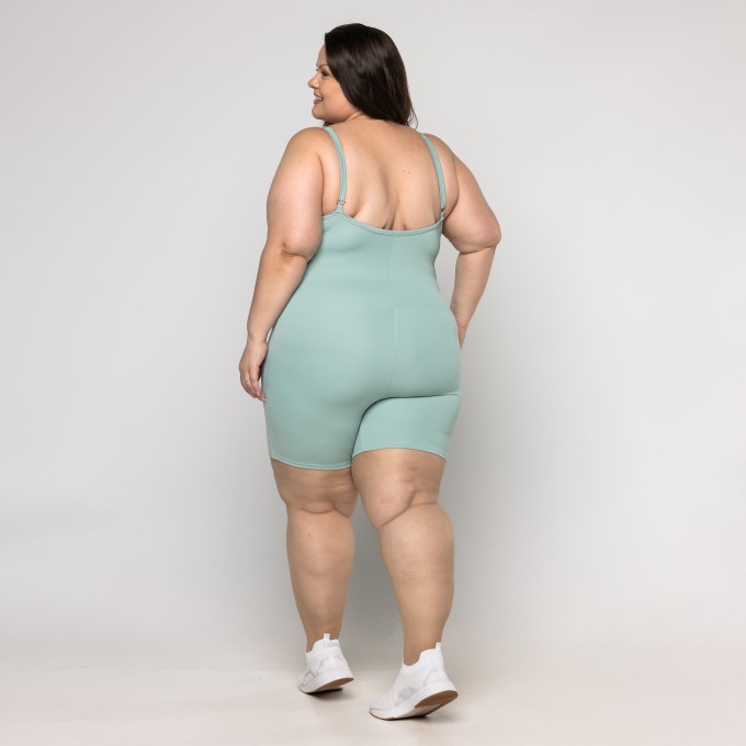 Macaquinho Letícia Plus Size