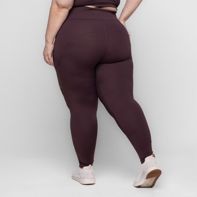 Calça Legging Com Bolsos Malu Plus Size