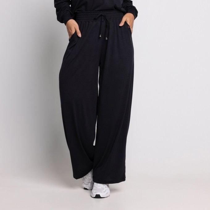 Calça Paola em Suede